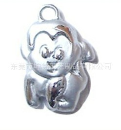镶钻滴油生肖吊坠 传统工艺与现代奢华的完美融合